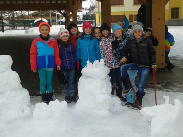 enfants de l'école primaire de la clusaz
